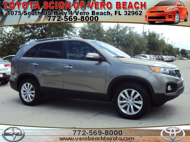 Photo of 2011 Kia Sorento