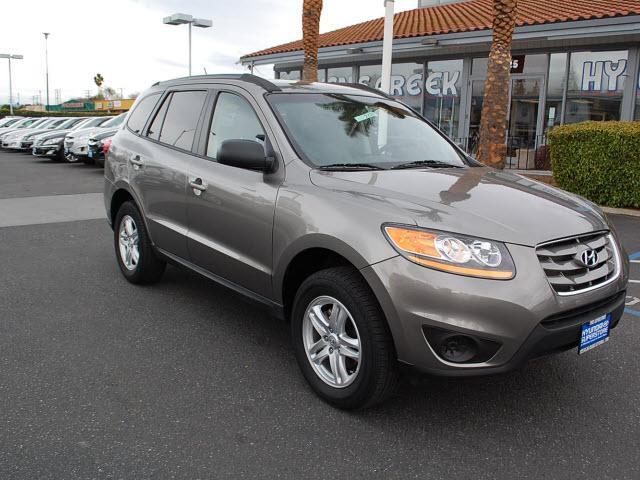 Photo of 2011 Hyundai Santa Fe