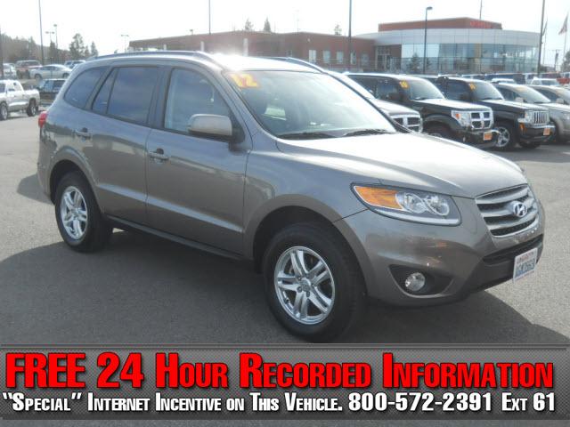 Photo of 2012 Hyundai Santa Fe