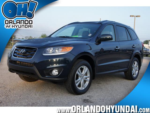 Photo of 2011 Hyundai Santa Fe
