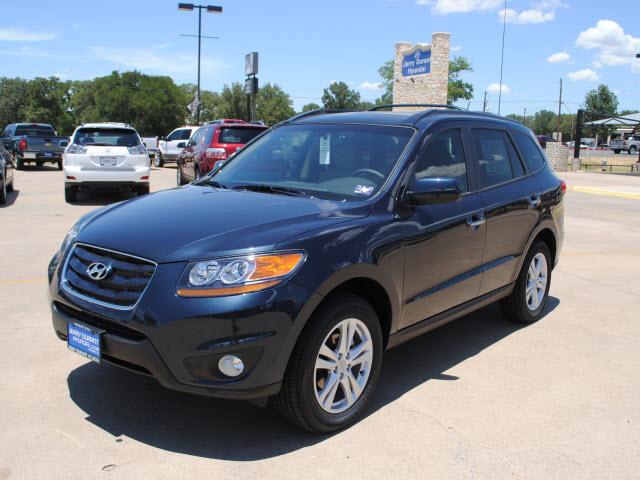 Photo of 2011 Hyundai Santa Fe