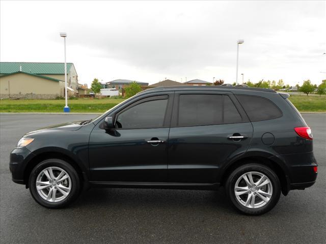 Photo of 2012 Hyundai Santa Fe