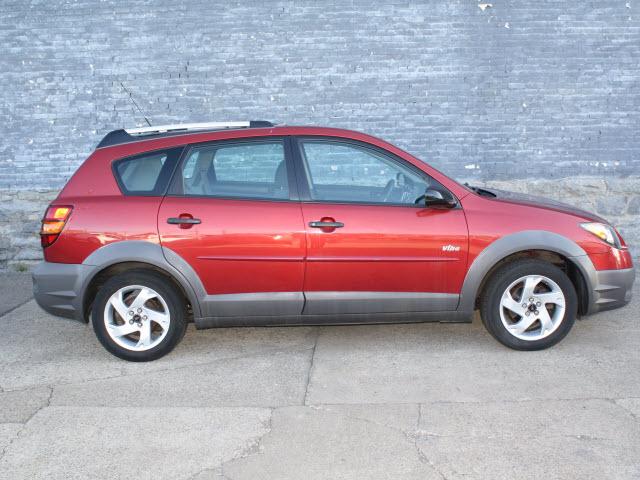 Photo of 2003 Pontiac Vibe