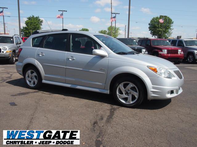 Photo of 2006 Pontiac Vibe