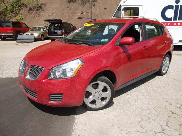Photo of 2009 Pontiac Vibe
