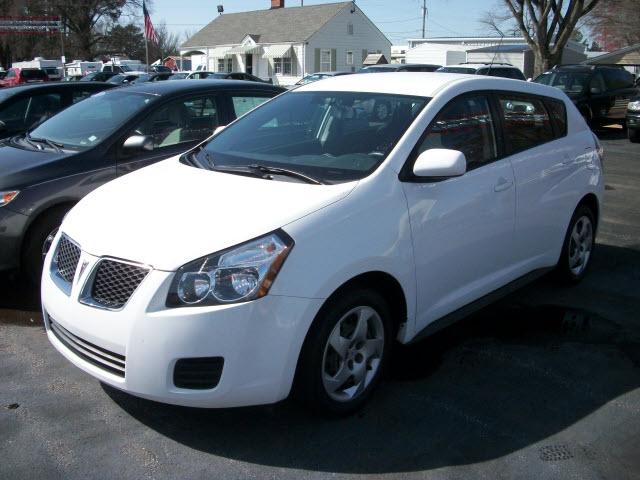 Photo of 2009 Pontiac Vibe