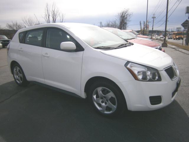Photo of 2009 Pontiac Vibe