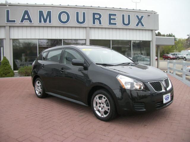 Photo of 2010 Pontiac Vibe