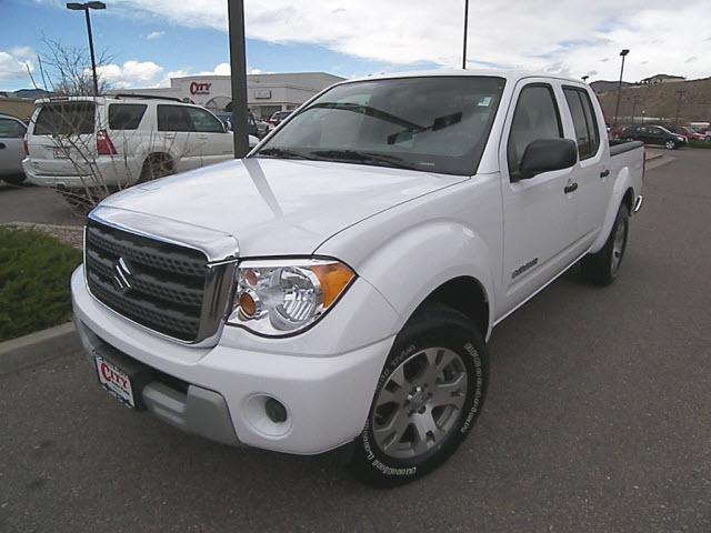 Photo of 2011 Suzuki Equator