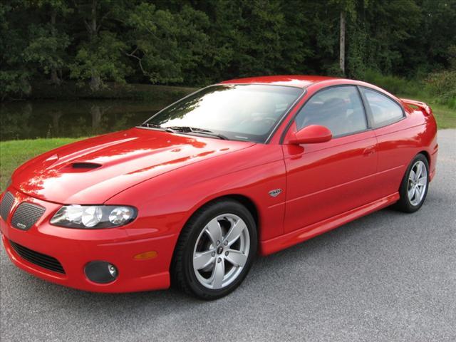 Photo of 2006 Pontiac GTO