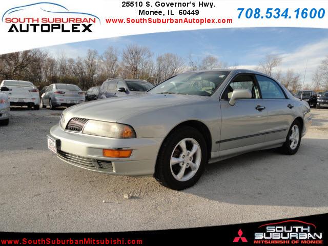 Photo of 2002 Mitsubishi Diamante