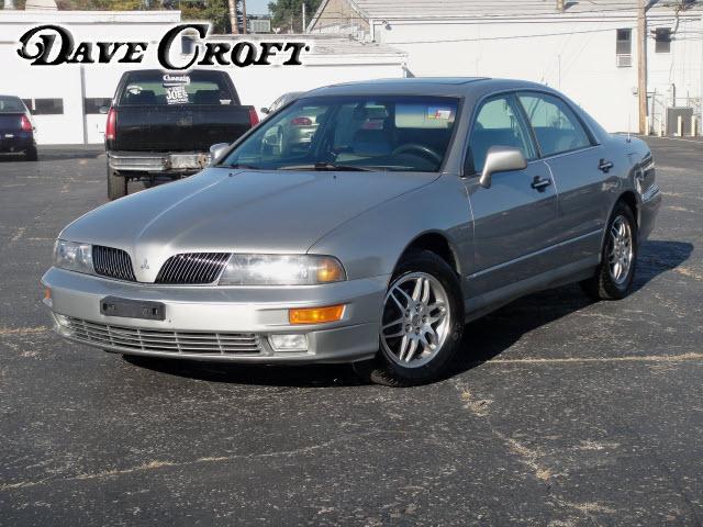Photo of 2002 Mitsubishi Diamante