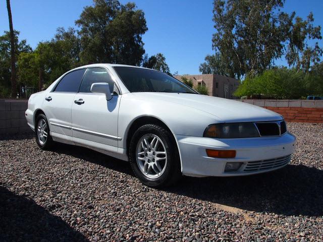 Photo of 2001 Mitsubishi Diamante