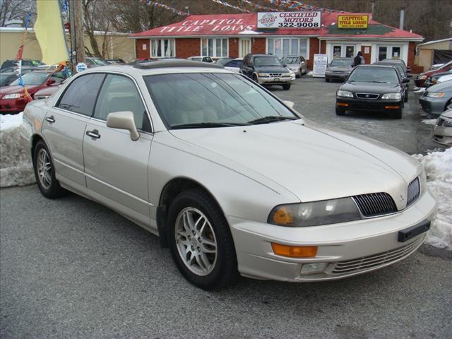 Photo of 2002 Mitsubishi Diamante