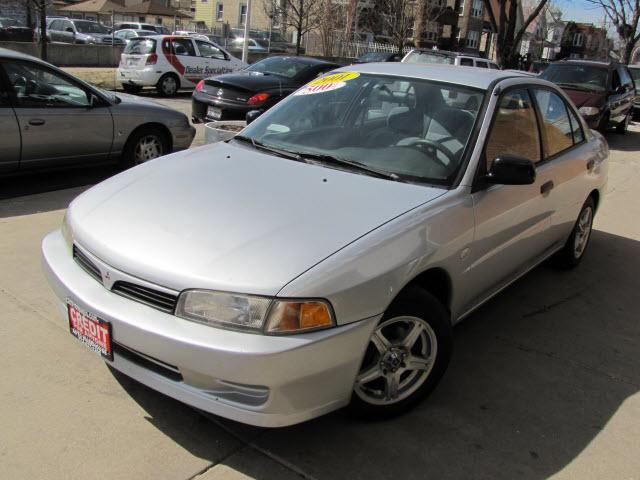 Photo of 2001 Mitsubishi Mirage