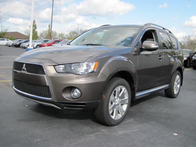 Photo of 2012 Mitsubishi Outlander