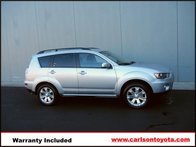 Photo of 2011 Mitsubishi Outlander