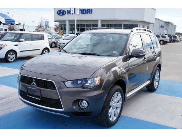 Photo of 2012 Mitsubishi Outlander