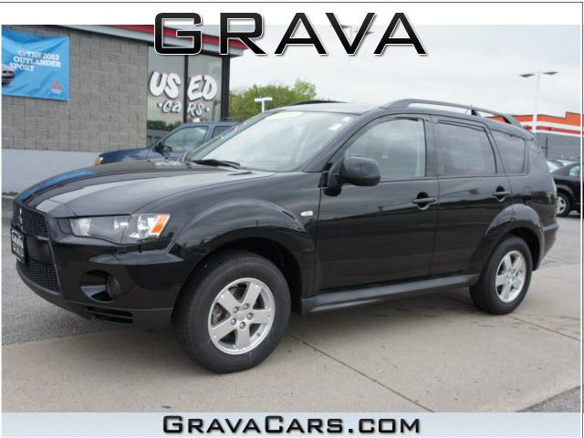 Photo of 2010 Mitsubishi Outlander
