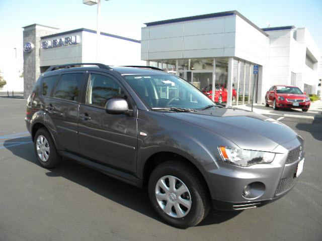 Photo of 2012 Mitsubishi Outlander