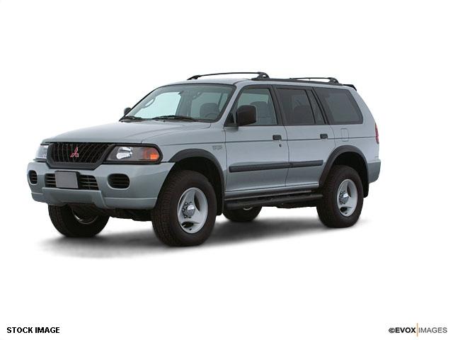 Photo of 2000 Mitsubishi Montero Sport