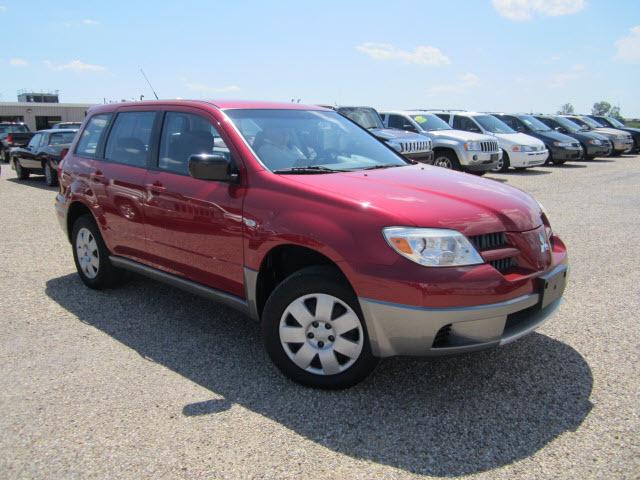 Photo of 2005 Mitsubishi Outlander