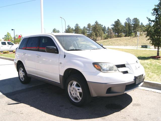 Photo of 2003 Mitsubishi Outlander