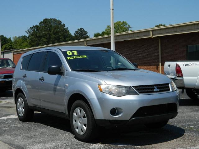 Photo of 2007 Mitsubishi Outlander