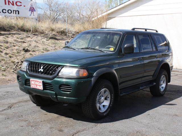 Photo of 2002 Mitsubishi Montero Sport