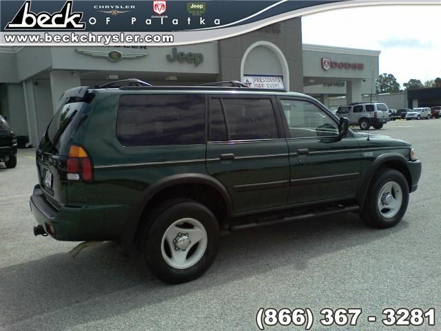 Photo of 2000 Mitsubishi Montero Sport