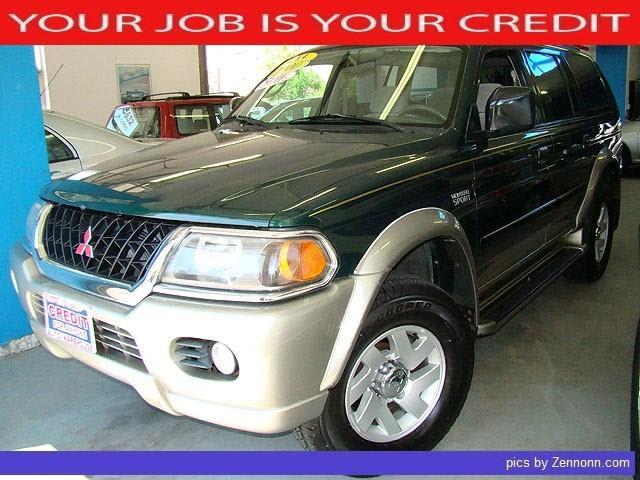 Photo of 2000 Mitsubishi Montero Sport