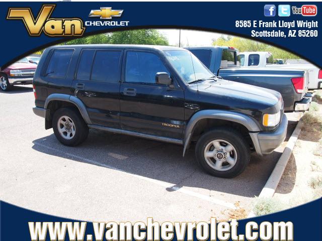 Photo of 1995 Isuzu Trooper