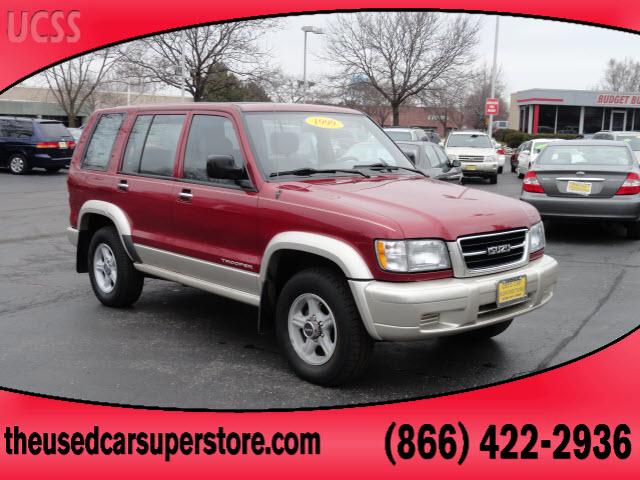 Photo of 1999 Isuzu Trooper