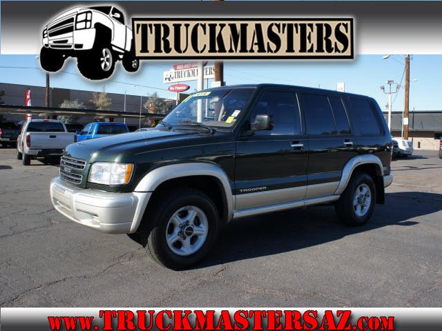 Photo of 2001 Isuzu Trooper