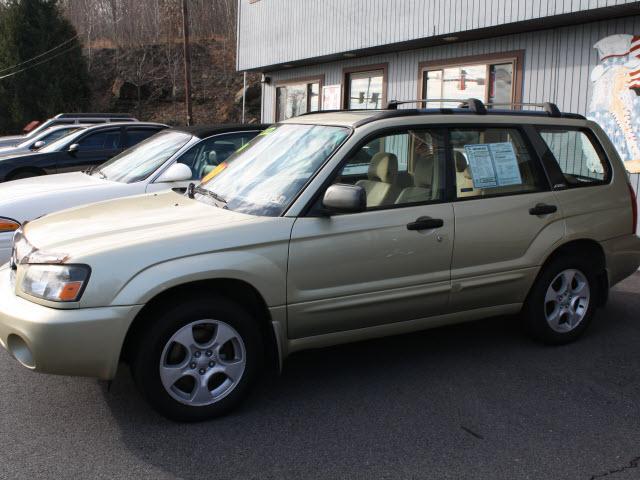 Photo of 2004 Subaru Forester