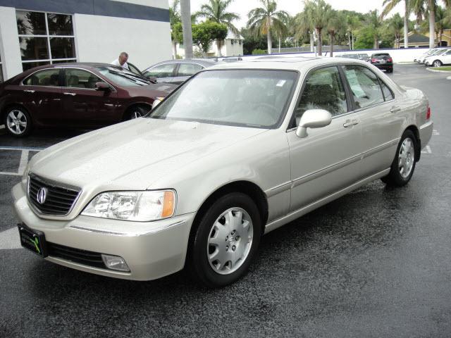 Photo of 2004 Acura RL