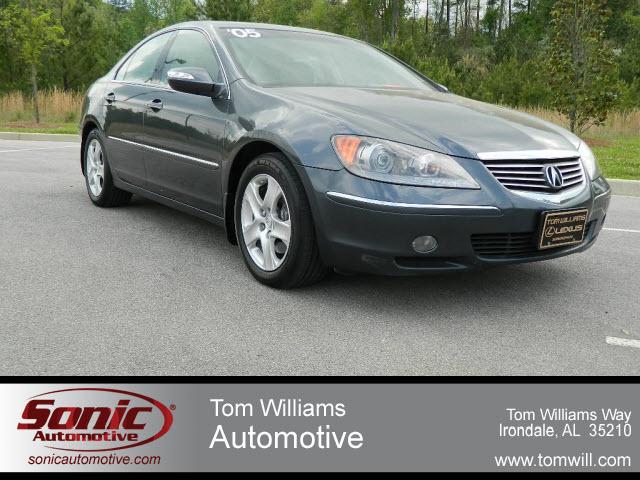 Photo of 2005 Acura RL