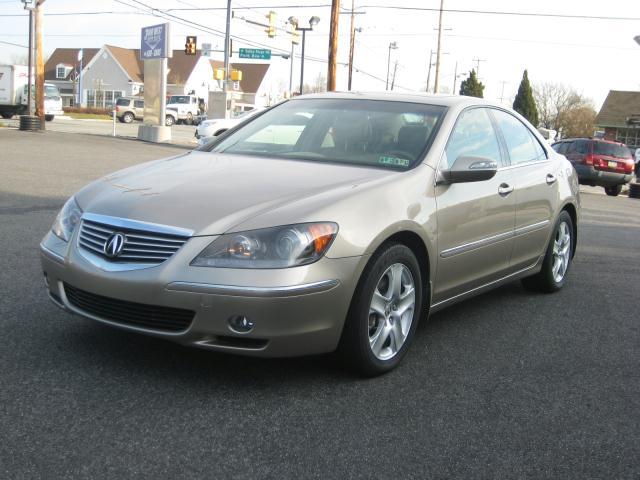 Photo of 2005 Acura RL