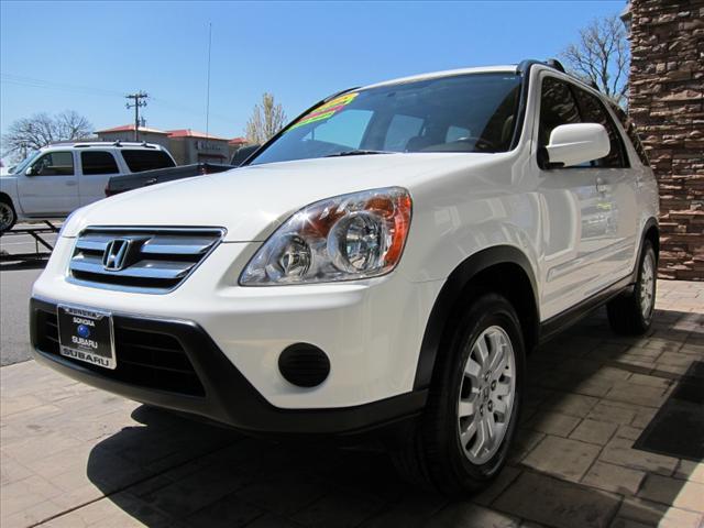 Photo of 2005 Honda CR-V