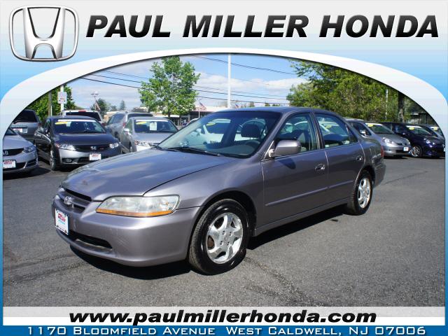Photo of 2000 Honda Accord