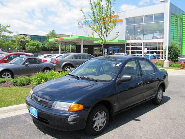 Photo of 1998 Mazda Protege