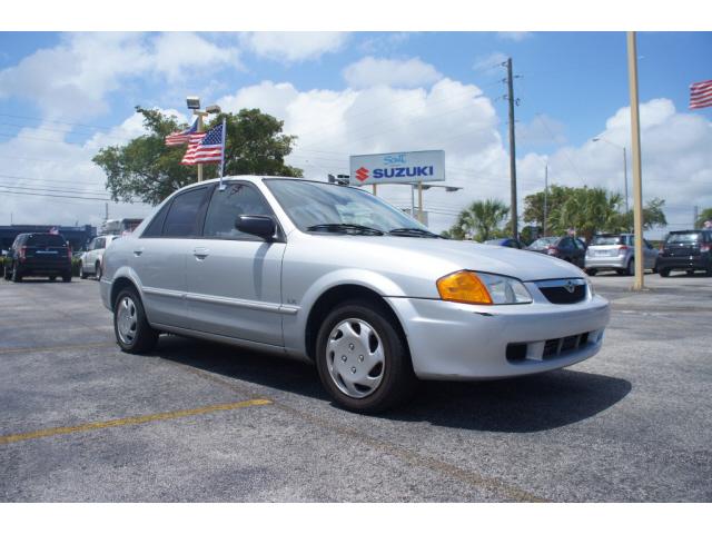 Photo of 2000 Mazda Protege