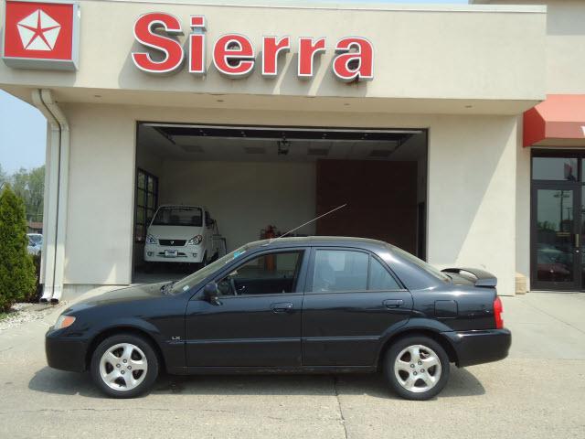 Photo of 2002 Mazda Protege