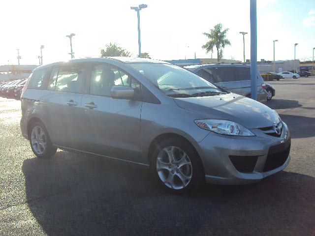 Photo of 2010 Mazda MAZDA5