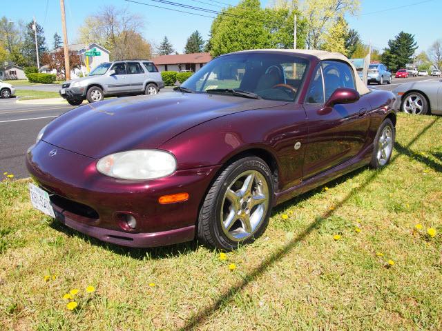 Photo of 2000 Mazda Miata