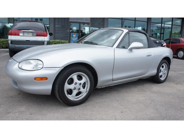 Photo of 1999 Mazda MX-5 Miata