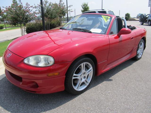 Photo of 2004 Mazda MX-5 Miata
