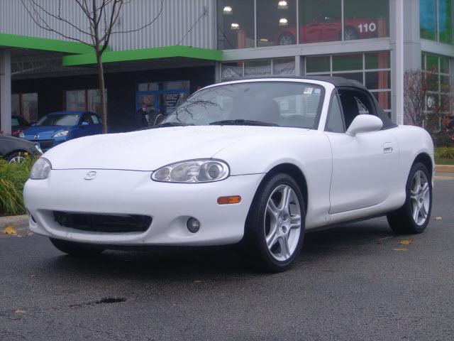 Photo of 2004 Mazda MX-5 Miata