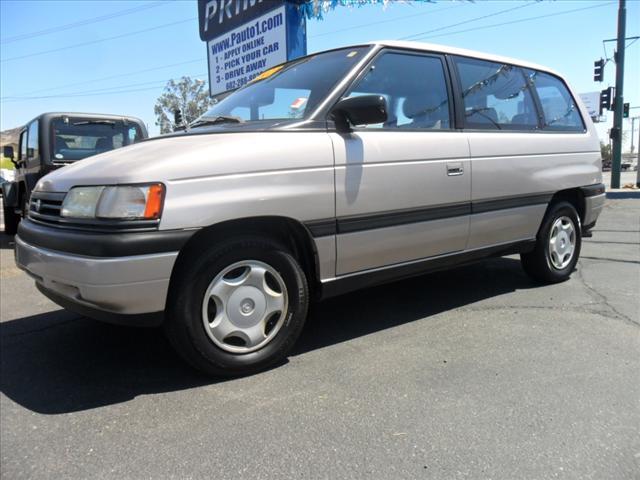 Photo of 1995 Mazda MPV