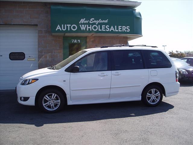 Photo of 2004 Mazda MPV
